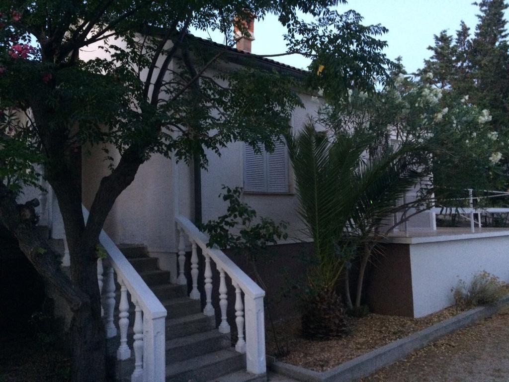 Calm House Opera Villa Banjol Exterior foto